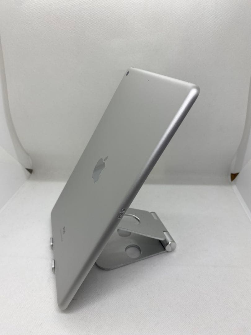 Ipad 第9世代 64GB WiFi モデル　YR6WX