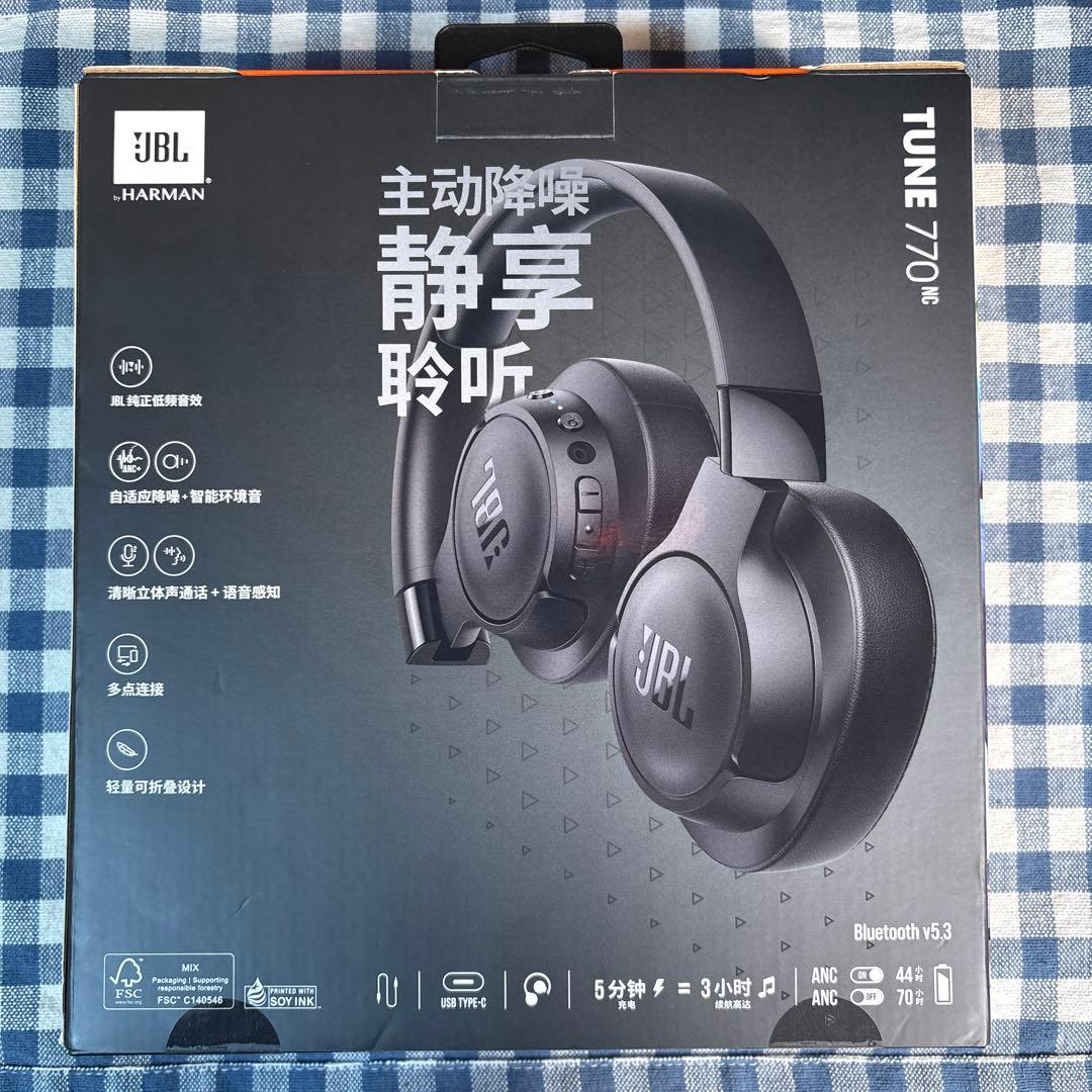 JBL ワイヤレスヘッドフォン TUNE 770NC ブラック箱付き