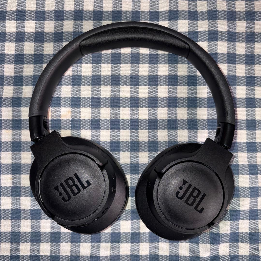 JBL ワイヤレスヘッドフォン TUNE 770NC ブラック箱付き