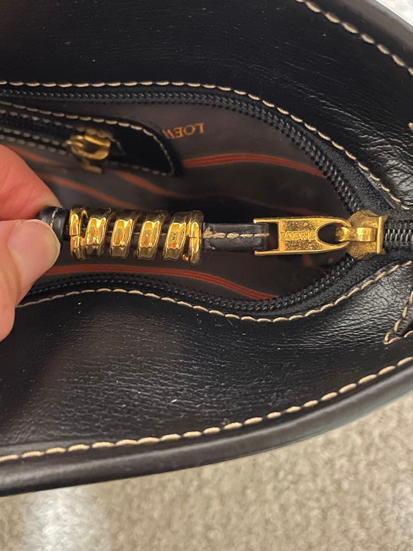 LOEWE ベラスケストートバッグ