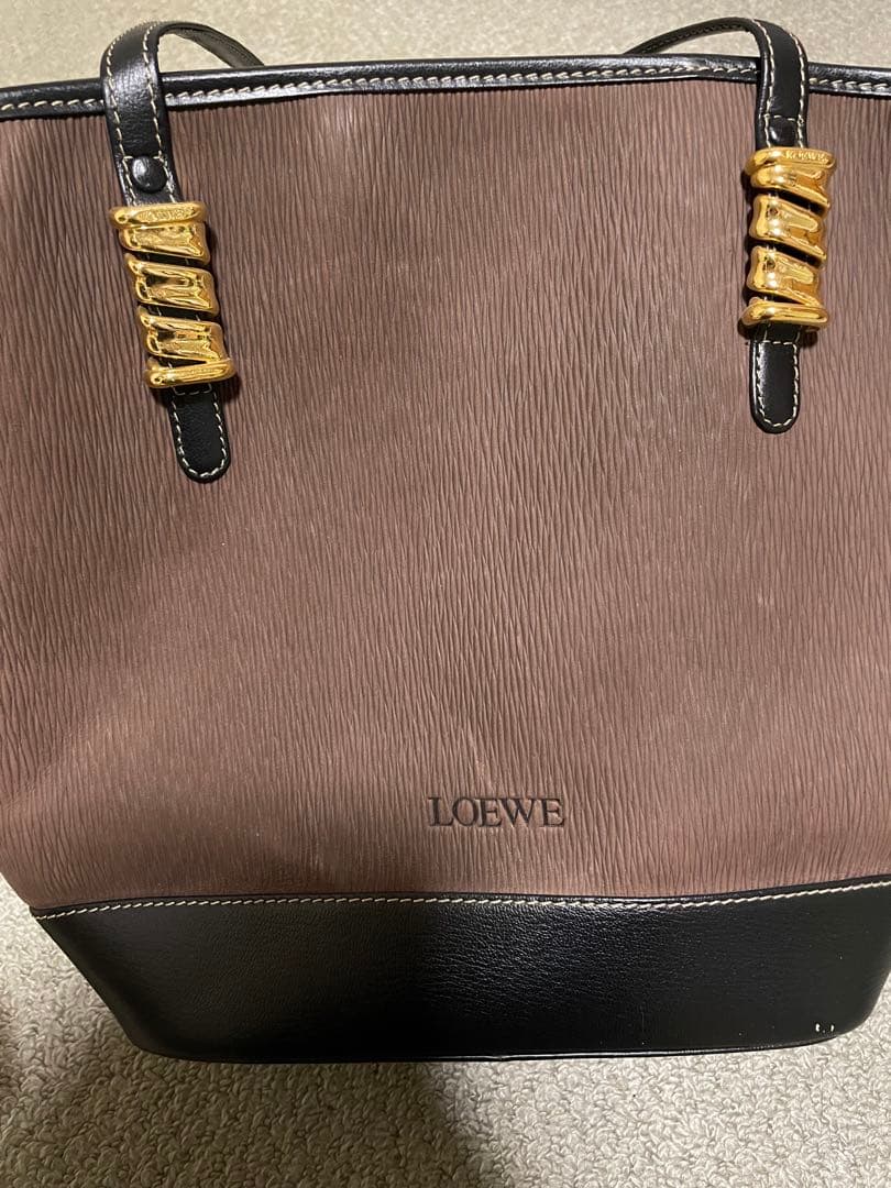 LOEWE ベラスケストートバッグ