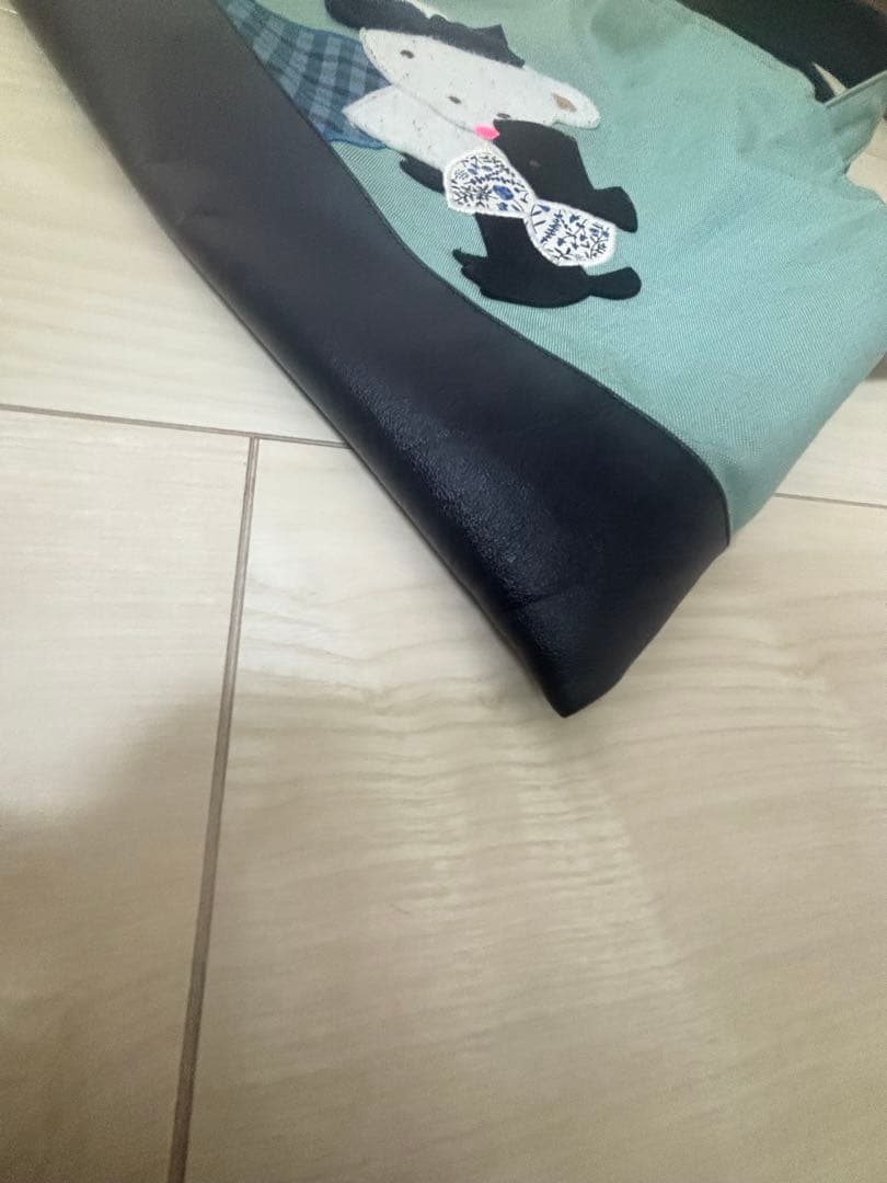 ファミリア familiar ブック入れ バッグ ファミリアショー リバティ