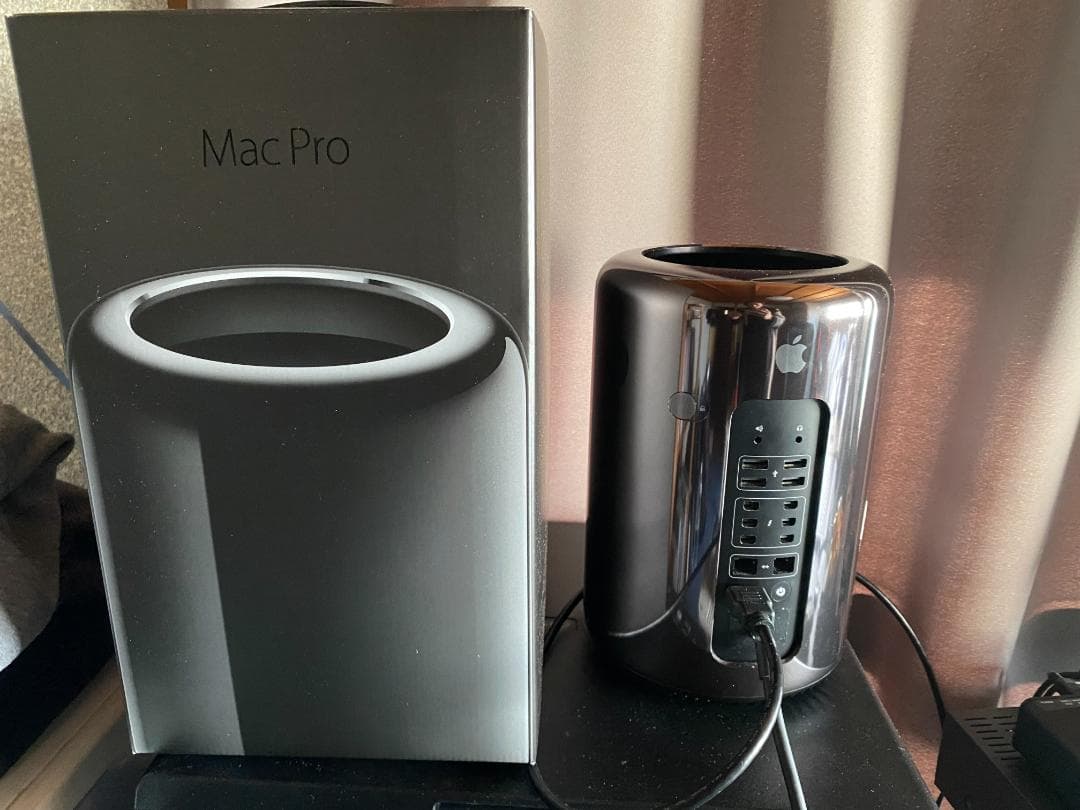 人*ブ様 Apple Mac Pro（Late 2013）CS6最適環境／NVM