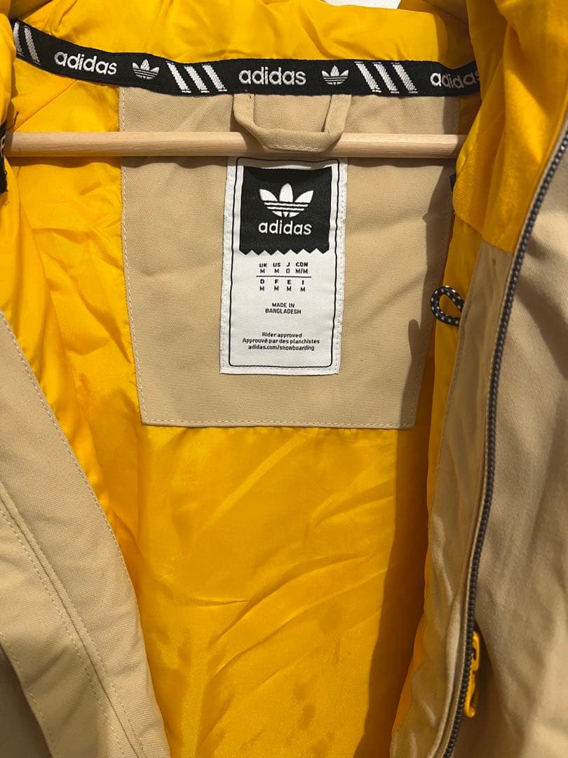 今だけ大特価です！！adidasのウェアです！