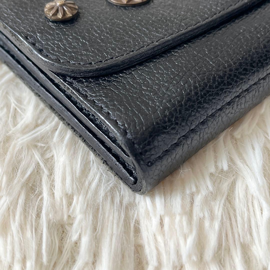 ⭐️美品⭐️　IL BISONTE　二つ折り財布　ワニーコレクション　ブラック