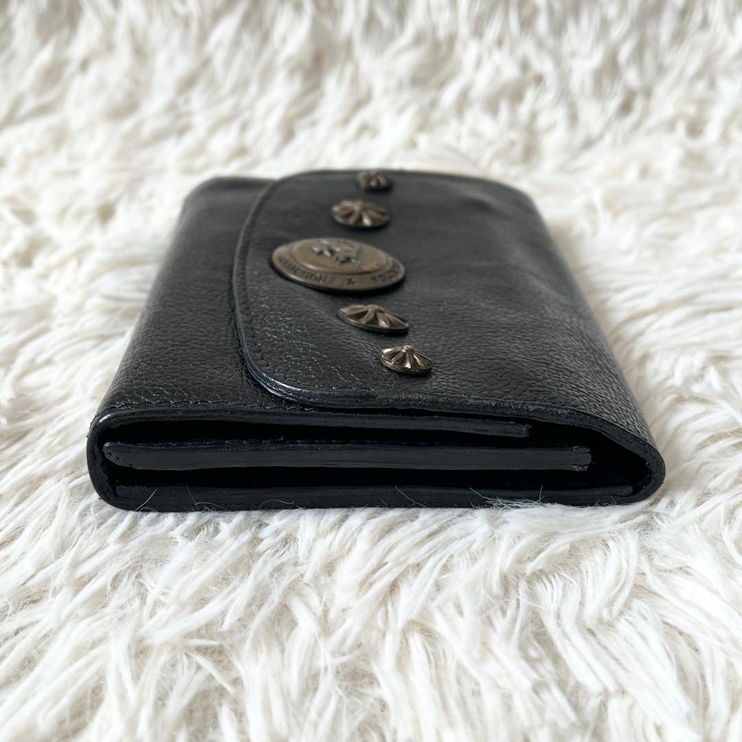 ⭐️美品⭐️　IL BISONTE　二つ折り財布　ワニーコレクション　ブラック