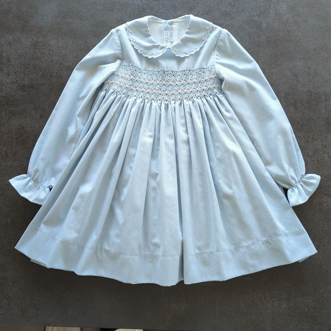 Amaia kids　６Ｙ　アマイアキッズ　スモッキングワンピース　ブルー　水色