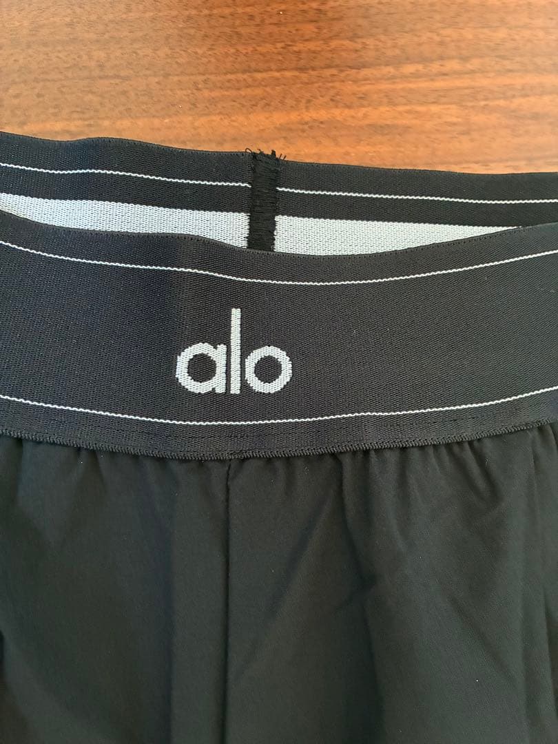 正規品⭐︎ alo ブラック カジュアルパンツ XS