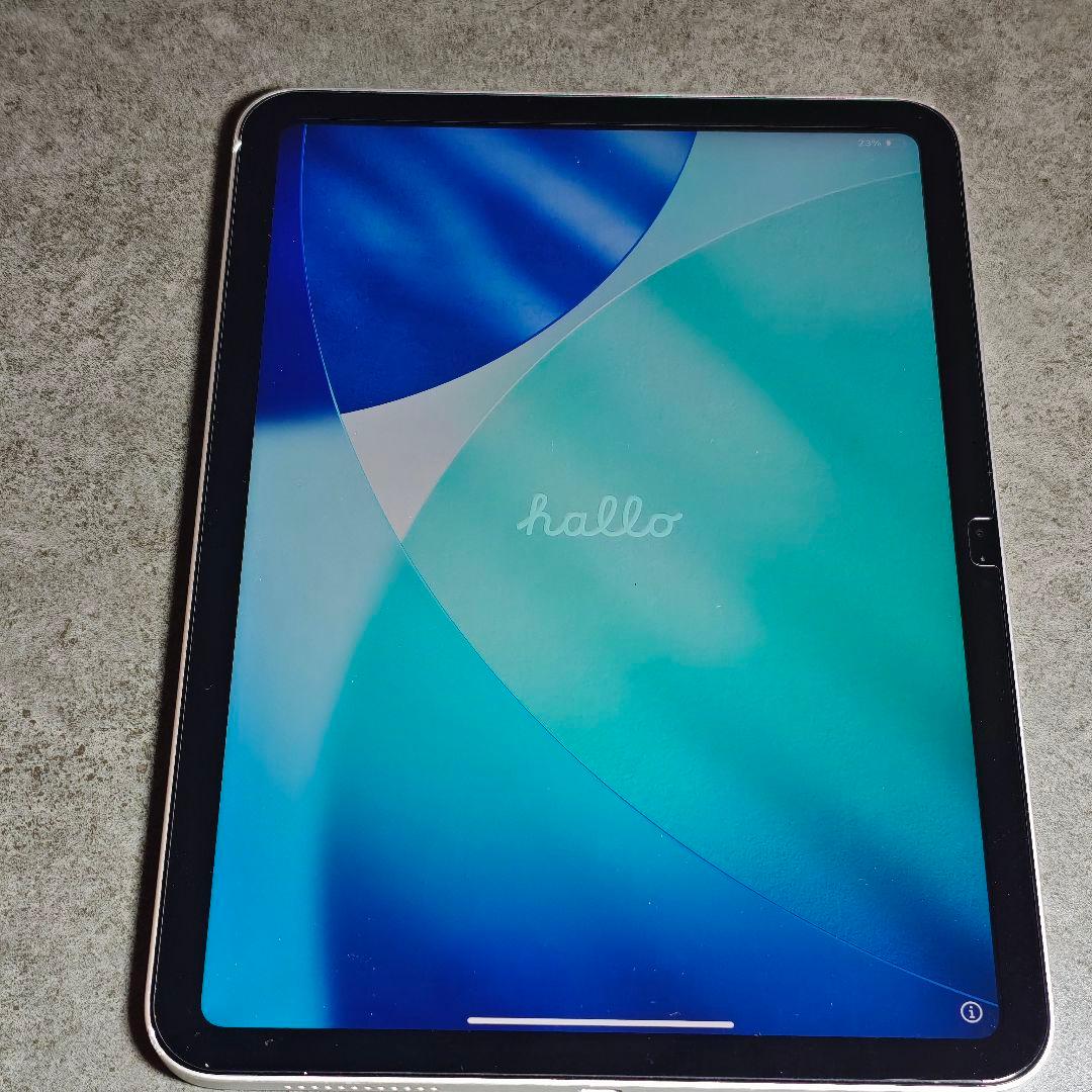 格安⭐️無印　iPad 第10世代　256GB シルバー　角に傷有り