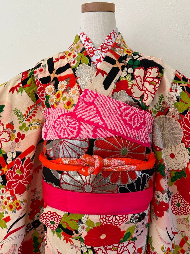 7歳七五三　ハーフ成人式 アンティーク正絹着物、帯揚げ、帯締め　しごき