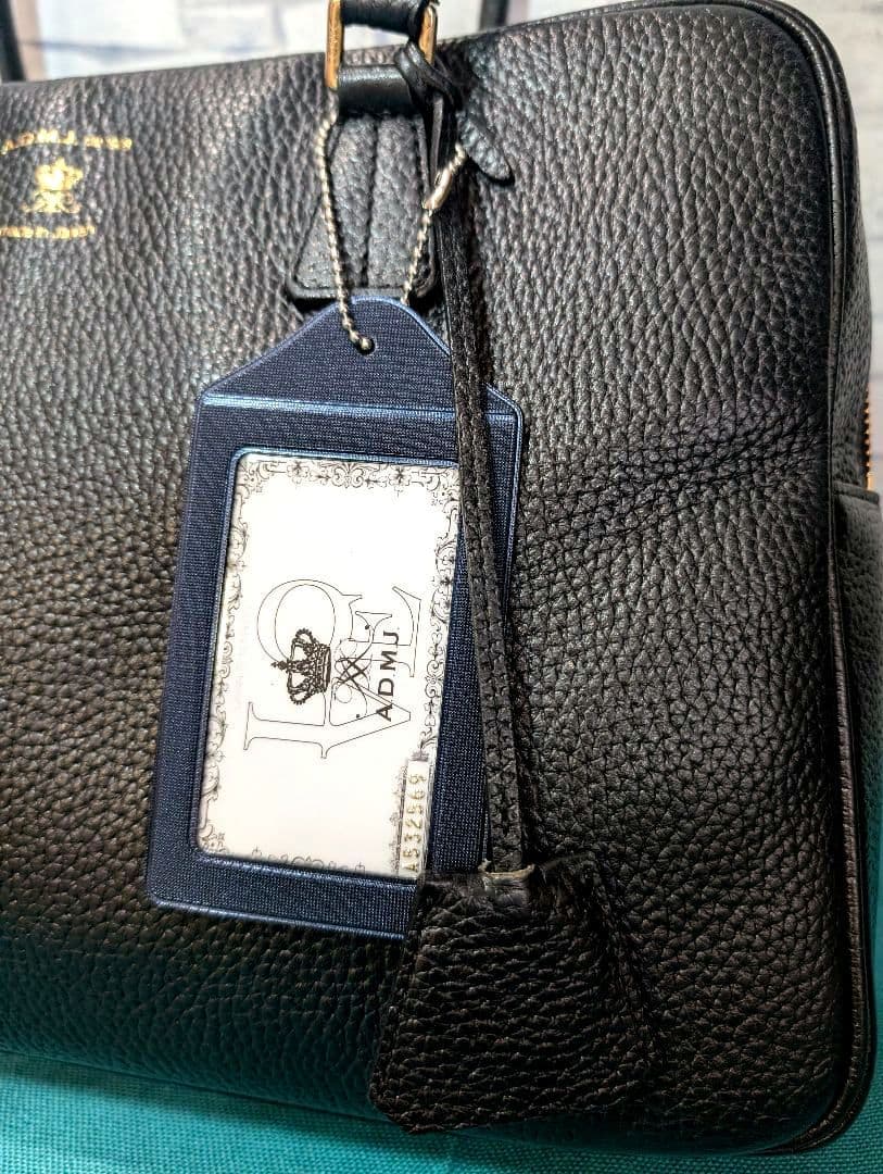 ♥美品♥AＤＭJ ショルダーバッグ レザー A4 通勤通学 ブラック