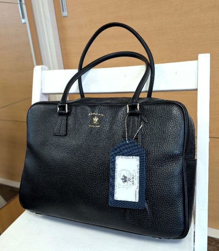 ♥美品♥AＤＭJ ショルダーバッグ レザー A4 通勤通学 ブラック