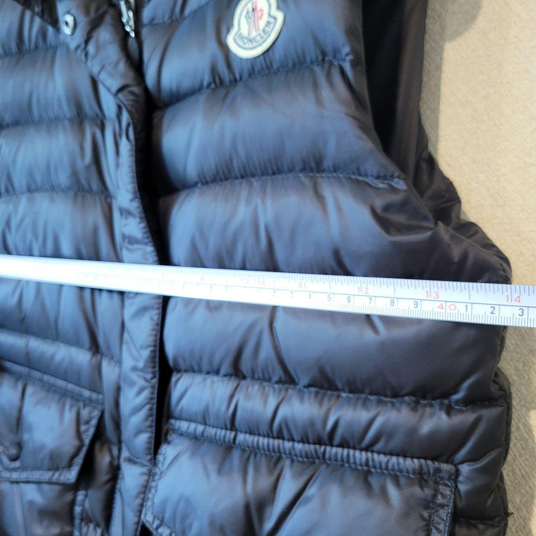 MONCLER ネイビー ダウンベスト