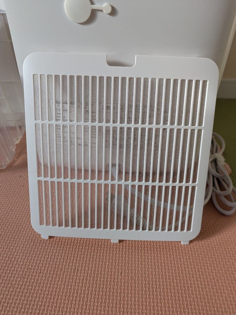 SHARP　衣類乾燥除湿機（ CV-S71-W）2024年製