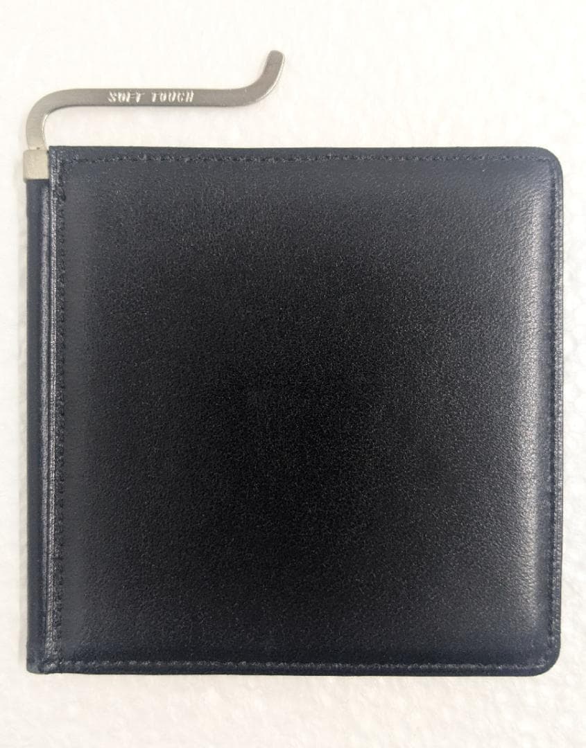 【（再）値下げしました】BURBERRY バーバリー レザー マネークリップ