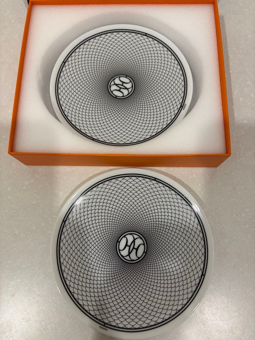 値下げ　エルメス ブレッド&バタープレート ペア Hデコ/アッシュデコ　14cm