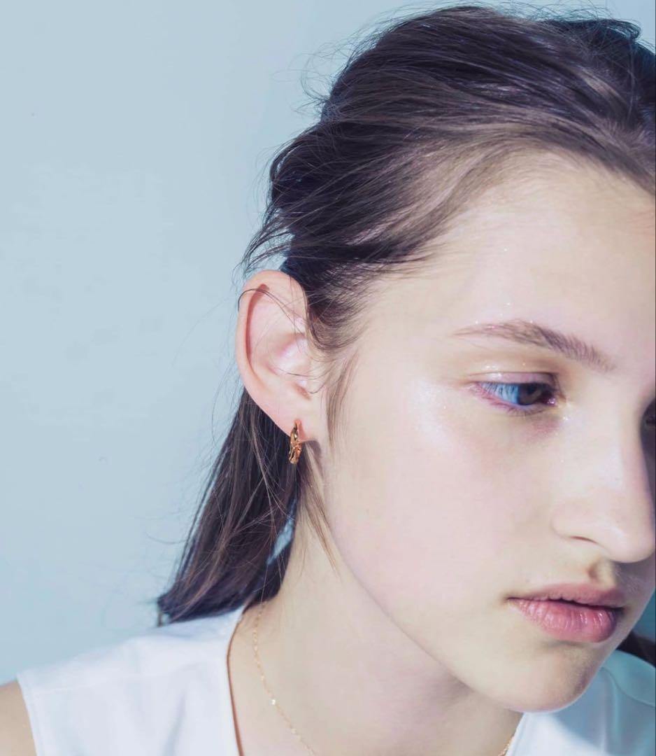 Ete ハグピアスツイスト