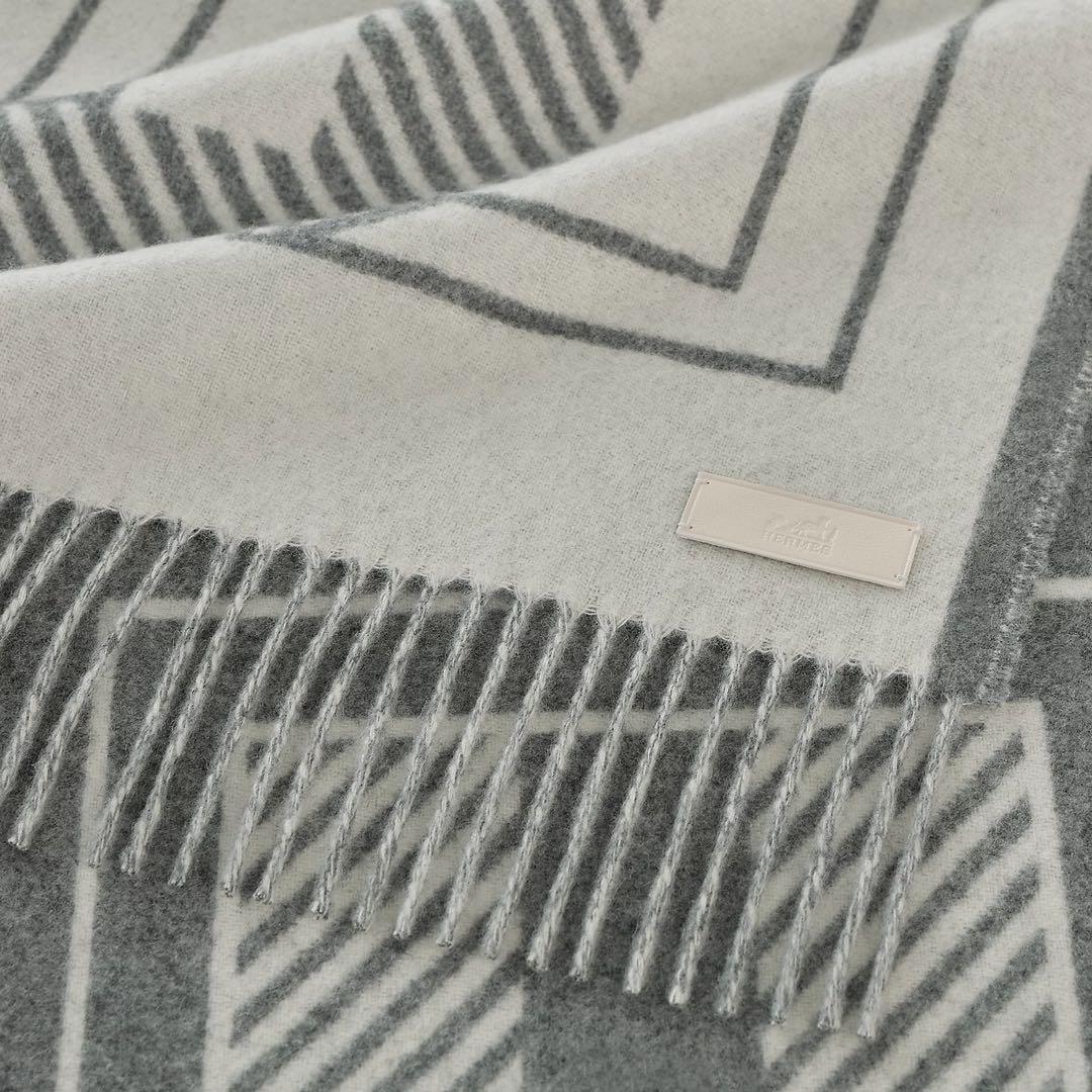 エルメス　カシミヤマフラー《レトル・オ・カレ》　新品未使用品