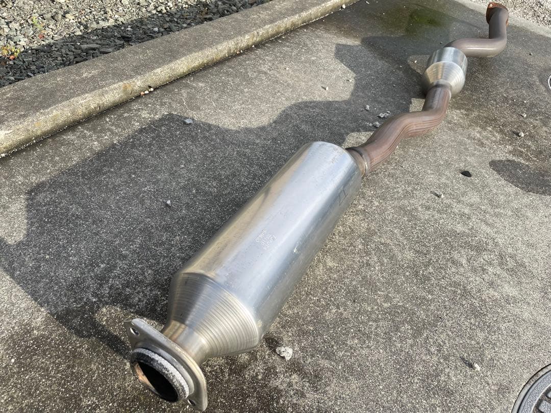 210クラウン　純正中間パイプ　マフラー