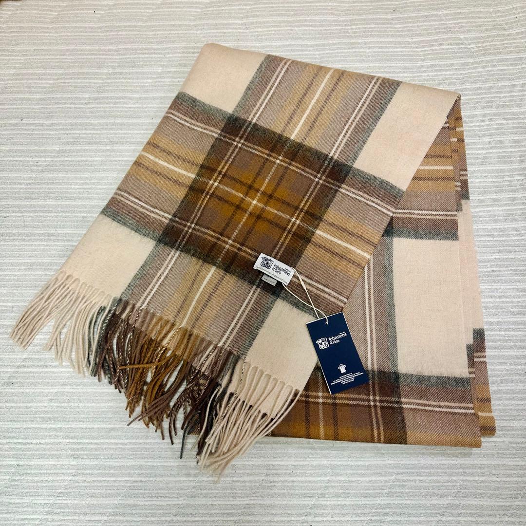 p*i様 m*o様 ジョンストンズ スカーフ　ナチュラルスチュワート　タータンチ
