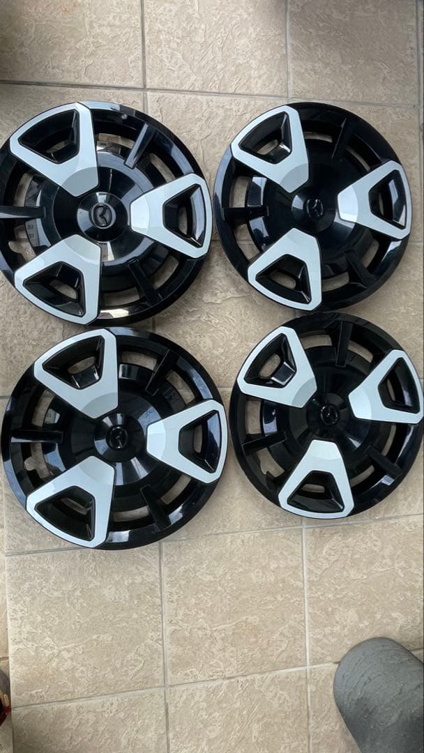 MAZDA2 15インチ純正ホイールキャップ 4個セット