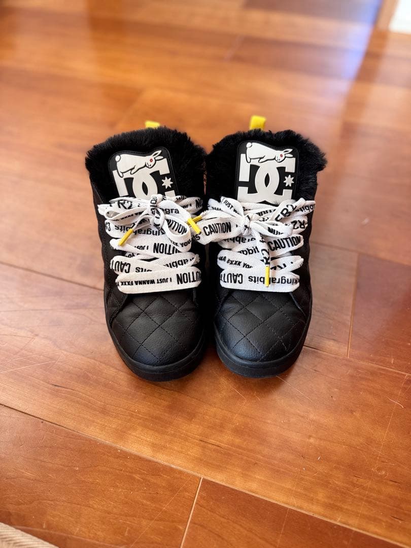 FR2とDC Shoesのコラボスニーカー