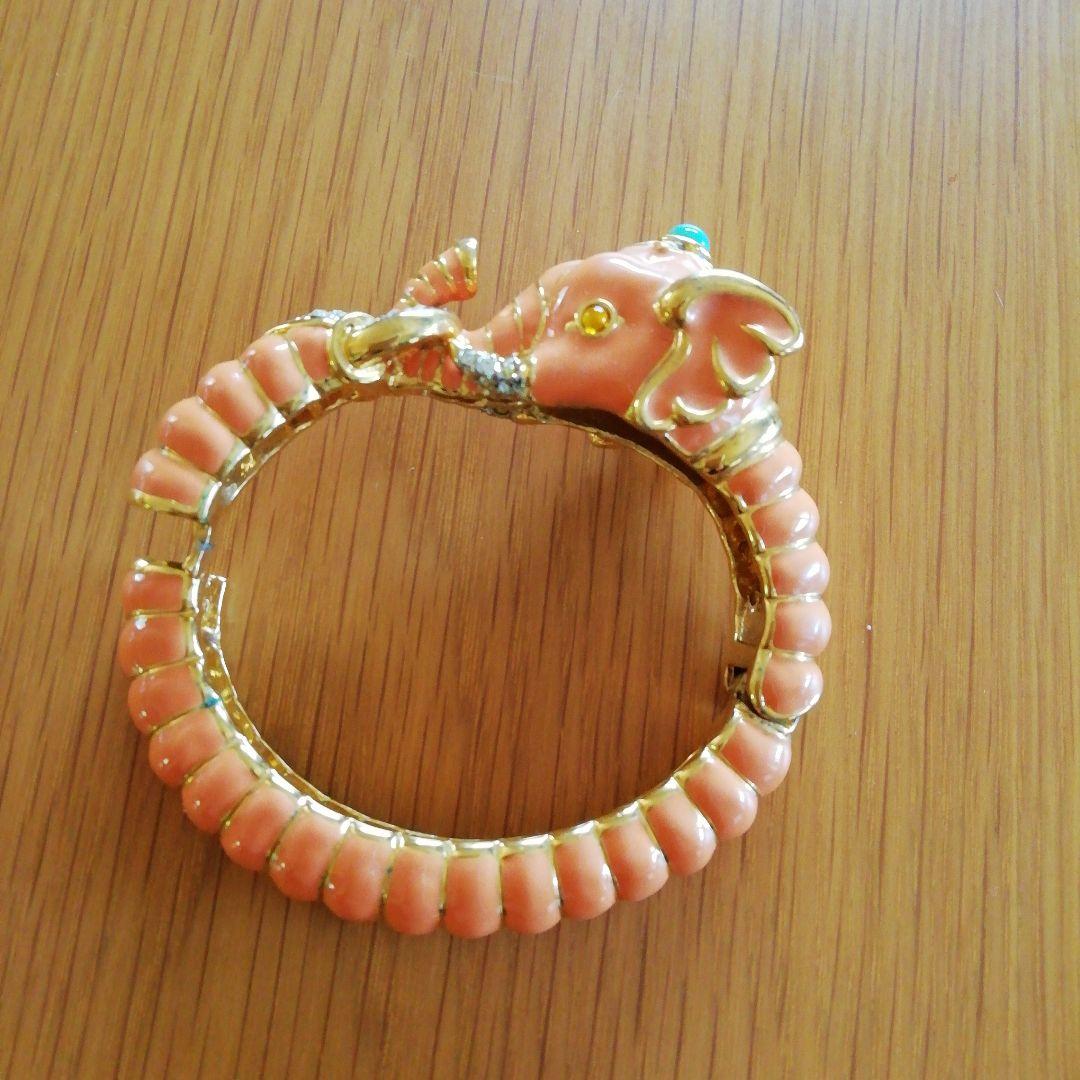 ケネスジェイレーン　バングル　ブレスレット　エレファント　サンゴ