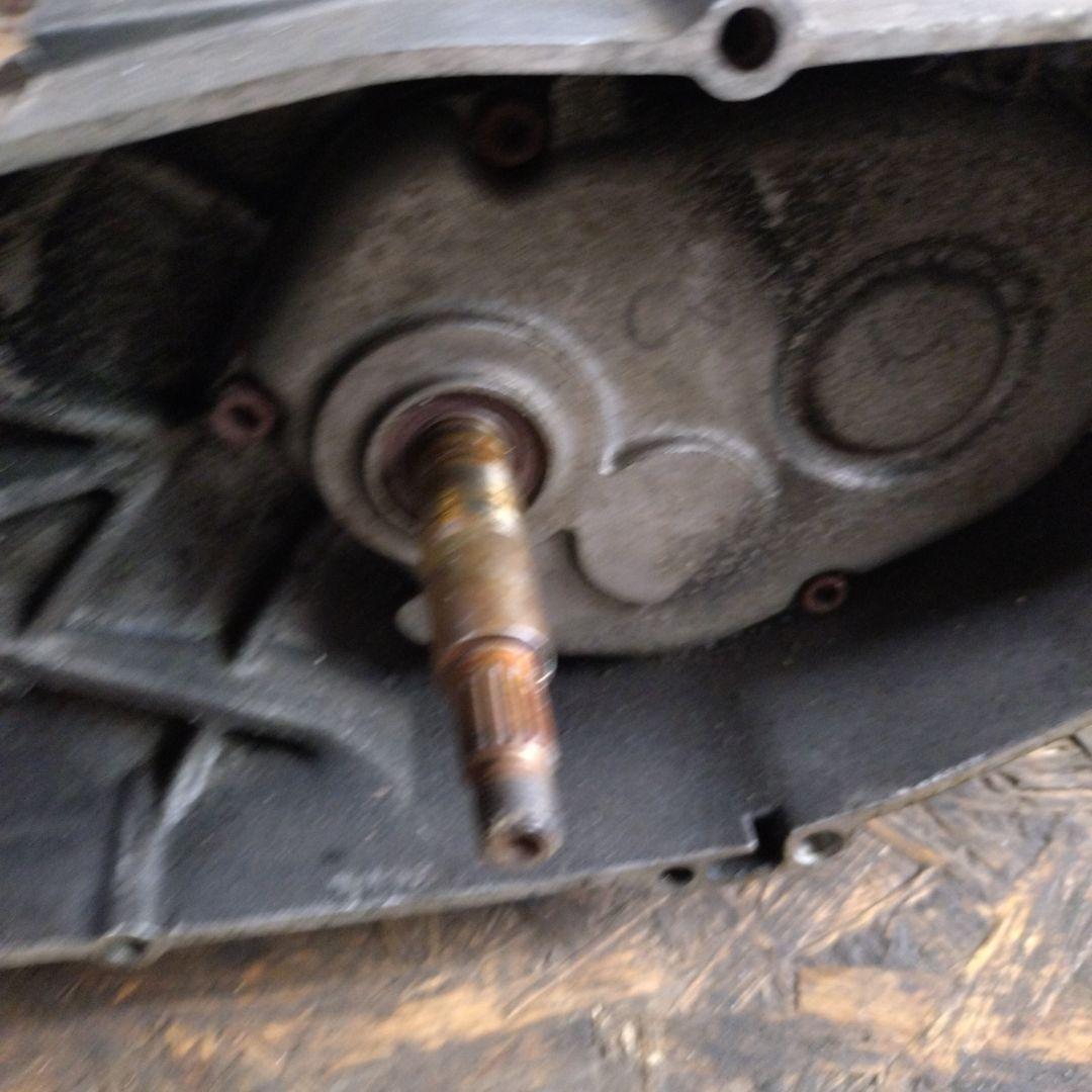 グランドアクシス100エンジン　SB06J