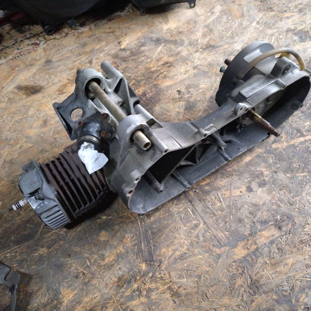 グランドアクシス100エンジン　SB06J