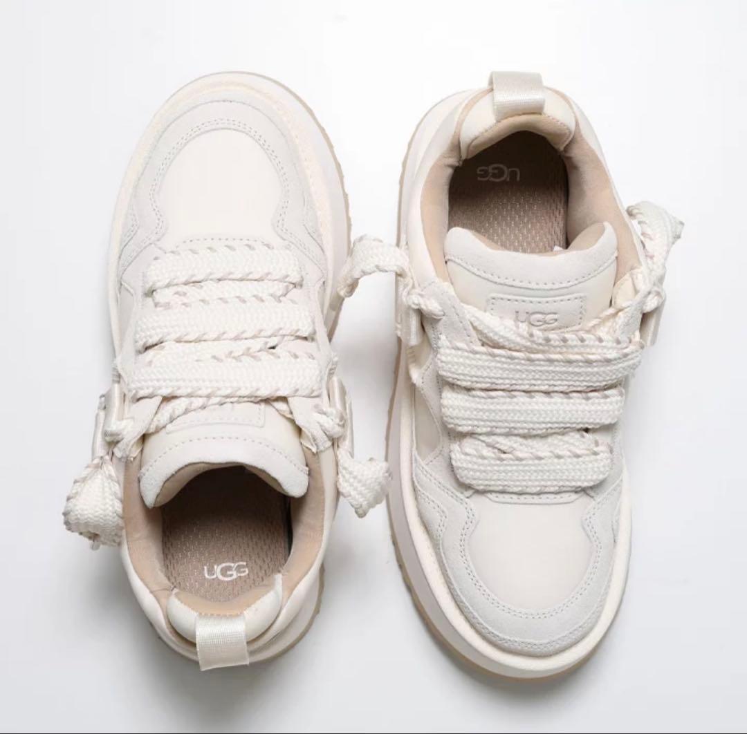 UGG スニーカー　アストロメル　Astromel