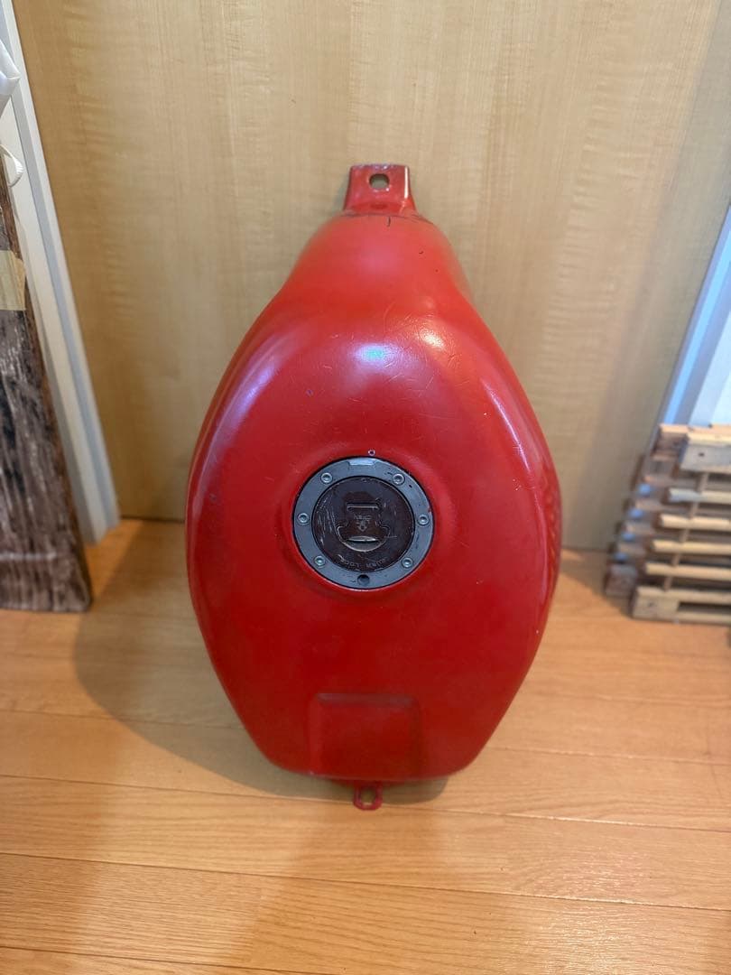 MC22 タンク　CBR250RR