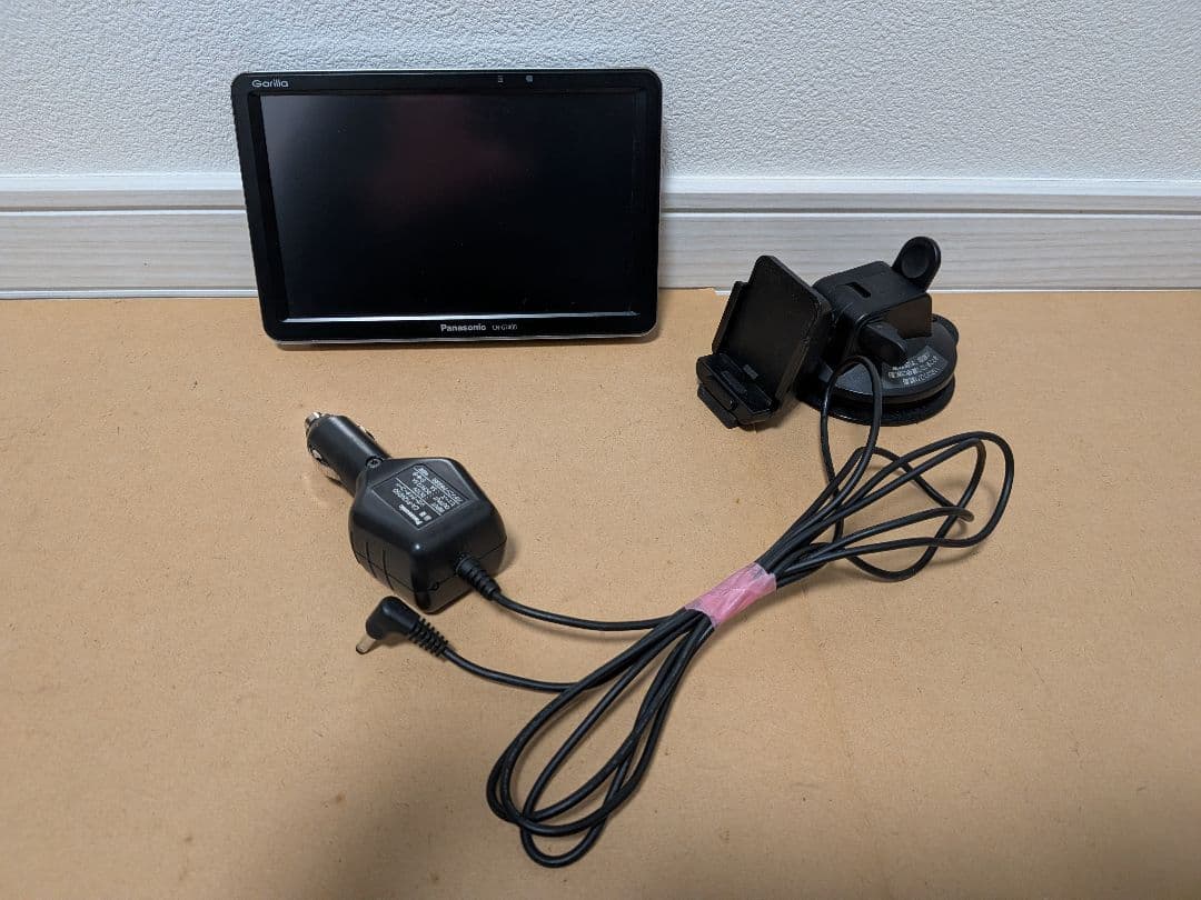 J*様 2020年製 CN-G740D Panasonic 7インチ ポータブル