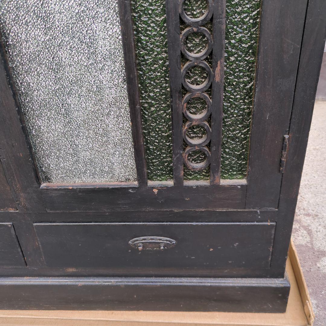 Coco atelierbrocante アンティーク 箪笥 色ガラス