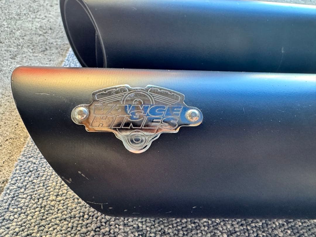 期間限定値下げ中　バンズアンドハインズ　バイクマフラー　ブレイクアウト