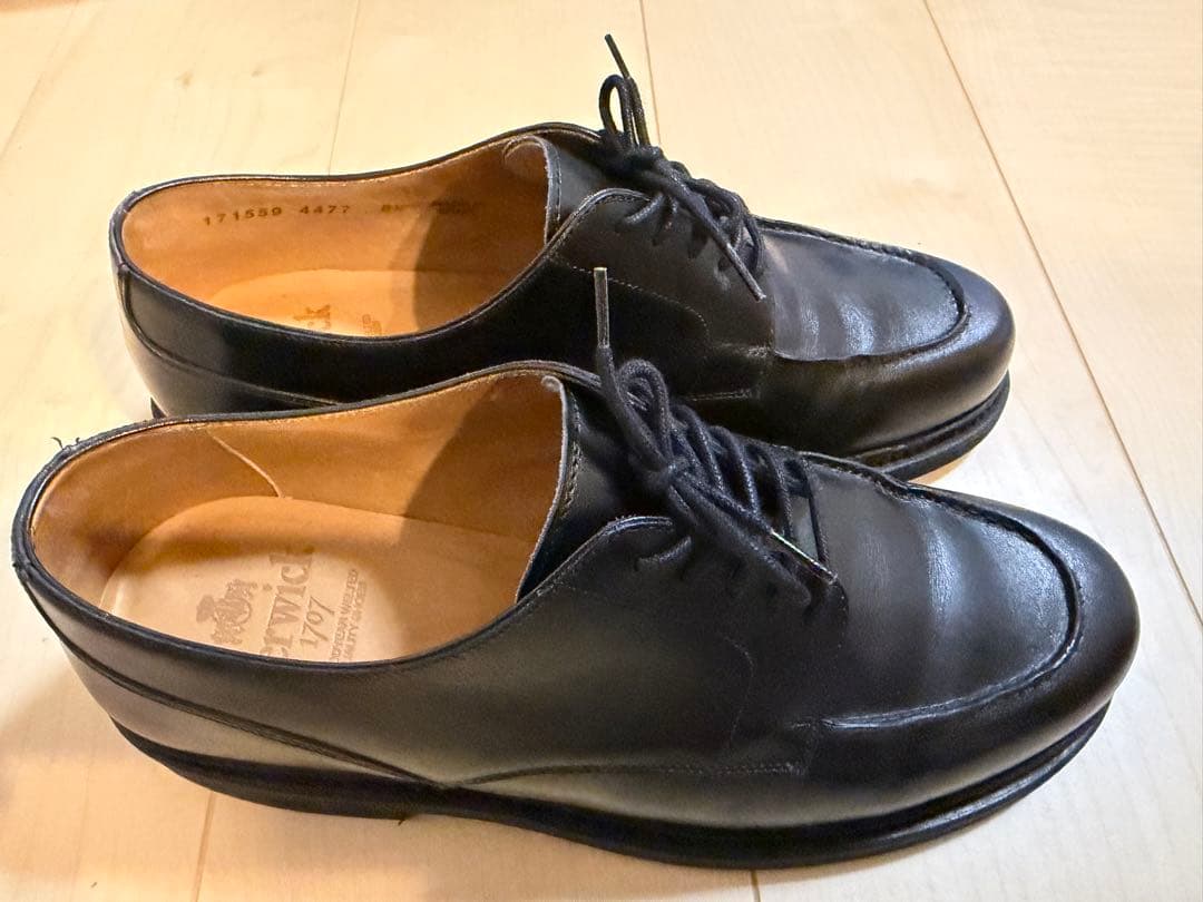 【美品】Berwick バーウィック Uチップ 4477 8.5黒 ビブラム