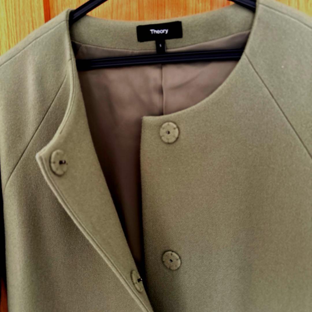 未使用級✨22AW セオリー ノーカラーロングコート ウール カーキグリーン