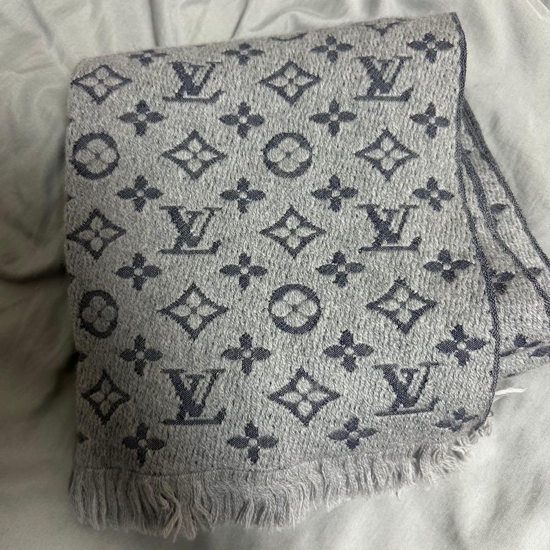 Louis Vuitton モノグラムマフラー グレー