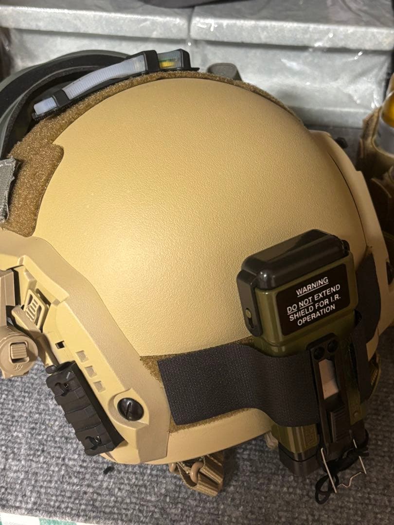 BF4 突撃兵 ヘルメット コスプレ用 L/XL