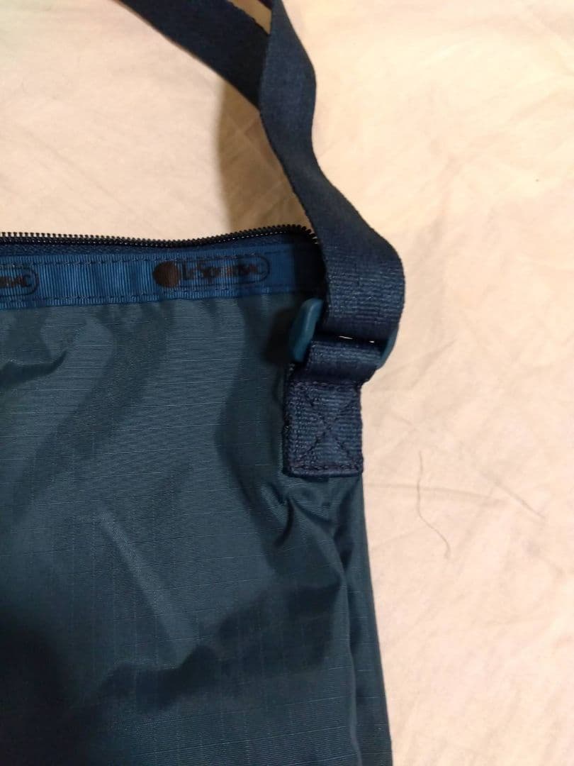 LeSportsac レスポートサック　ショルダーバッグ