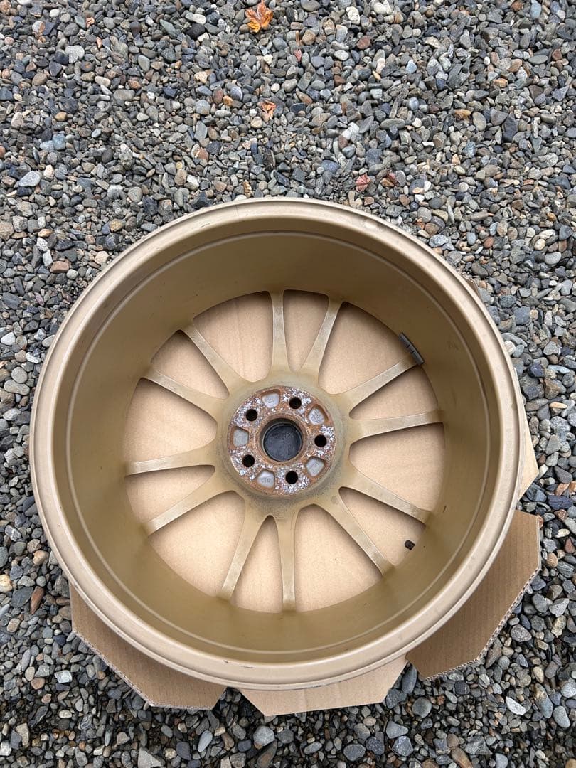 値下げ②OZウルトラレッジェーラ18インチゴールド5穴PCD100オフセット48