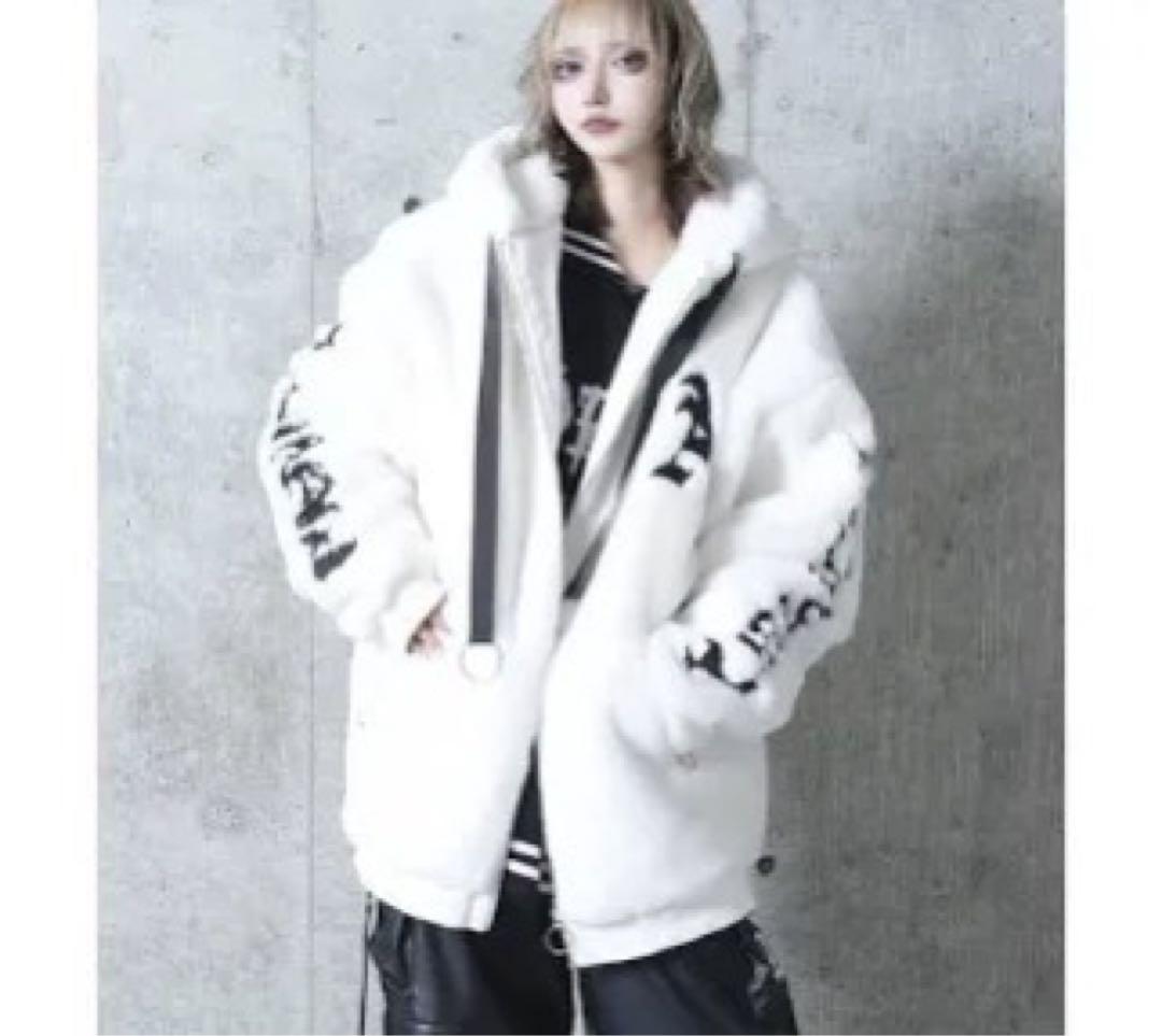 アミリージュ ロゴ刺繍ファーコート 定価26180円