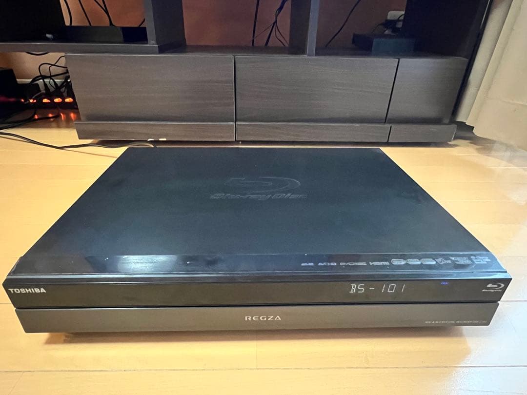 東芝 REGZA ブルーレイレコーダー DBR-Z160