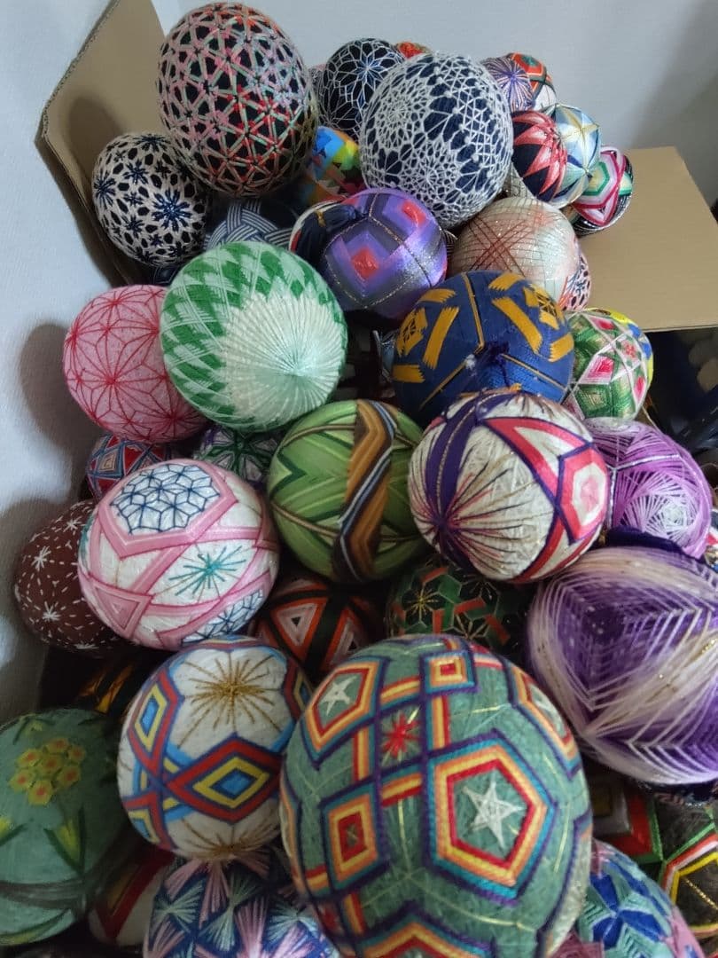 みー　ハンドメイド手鞠160個超①