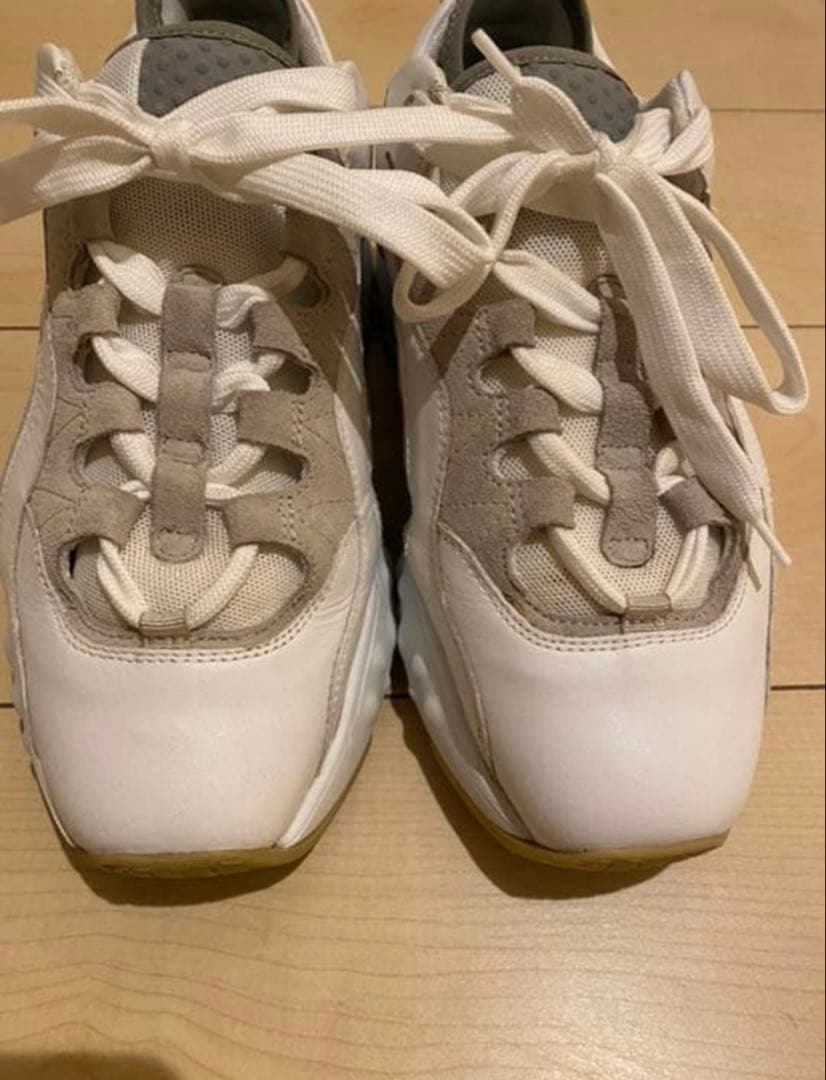 輝き⭐️　Acne Studios スニーカー 36
