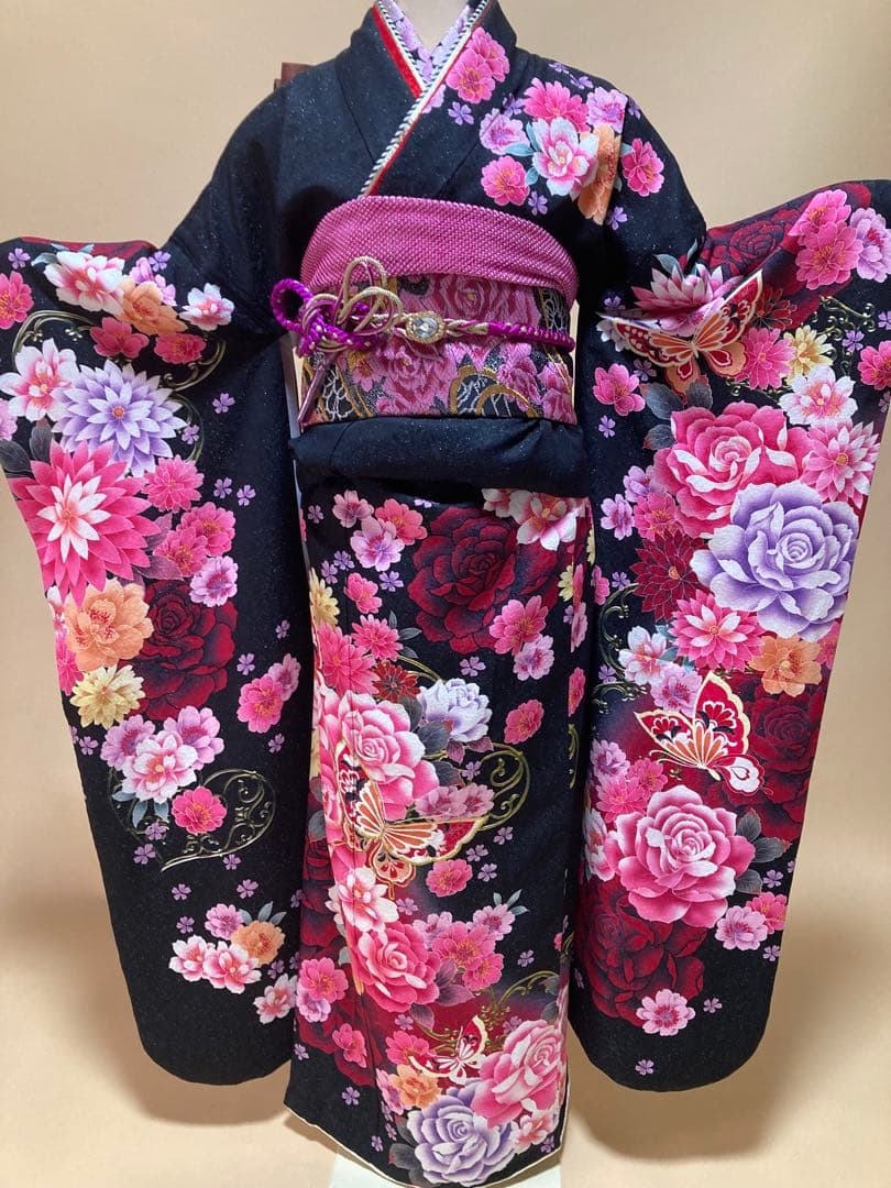 振袖7点セット 黒地 蝶柄 バラ柄 振袖 袋帯 長襦袢 帯締帯揚 重ね衿刺繍半衿