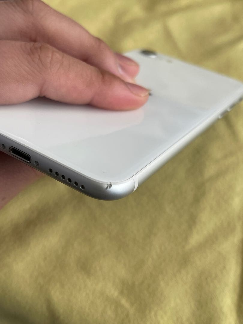 iPhone SE2 第2世代 64GB ホワイト