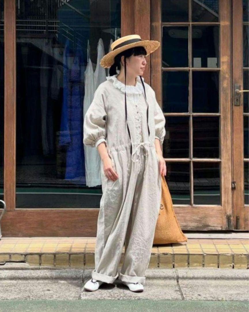 ネストローブ　バルーンスリーブサロペット