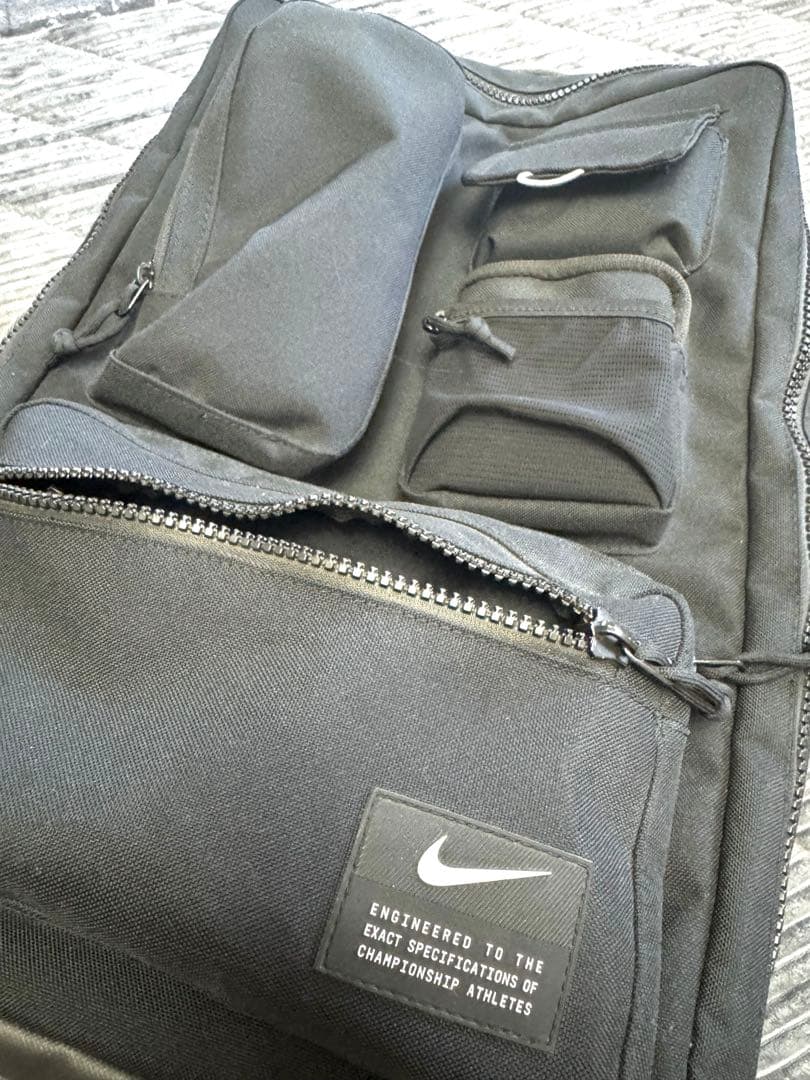 Nike バックパック ナイキ バッグ　32L 旅行 リュック