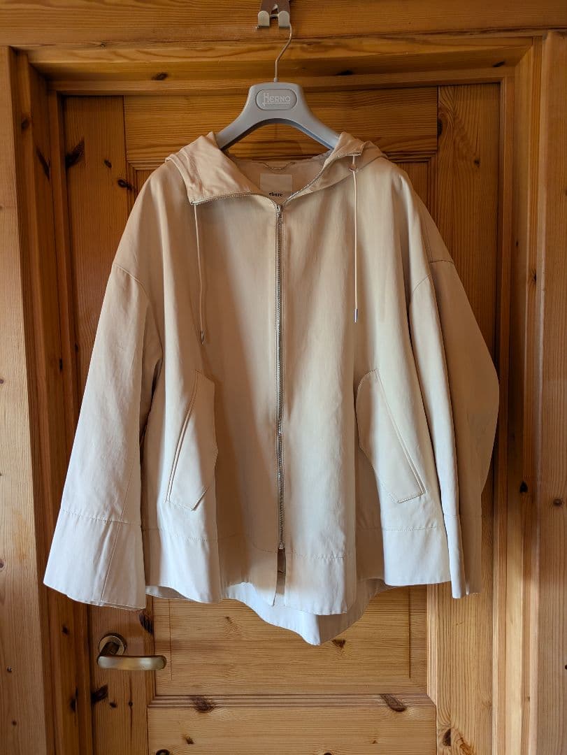 エブール ブルゾンフード付き