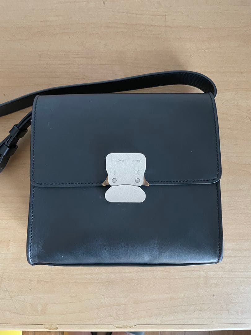 1017Alyx9smワンショルダーバッグ